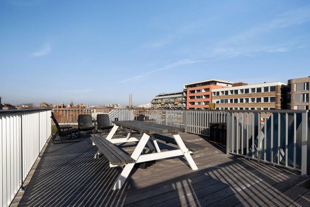 Hosted By Wendy Prins Willem 3 The Hague Exterior photo